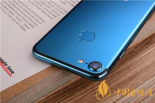 iphone12藍色好看嗎？ iphone12藍色和白色哪個好看？